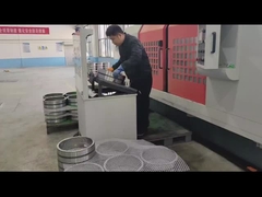 Các vòng bi cuộn hình cầu đang trải qua thử nghiệm chính xác